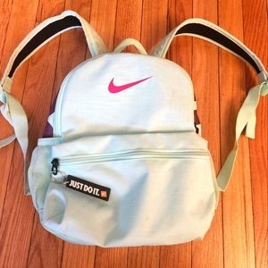 Nike Brasilia mini backpack